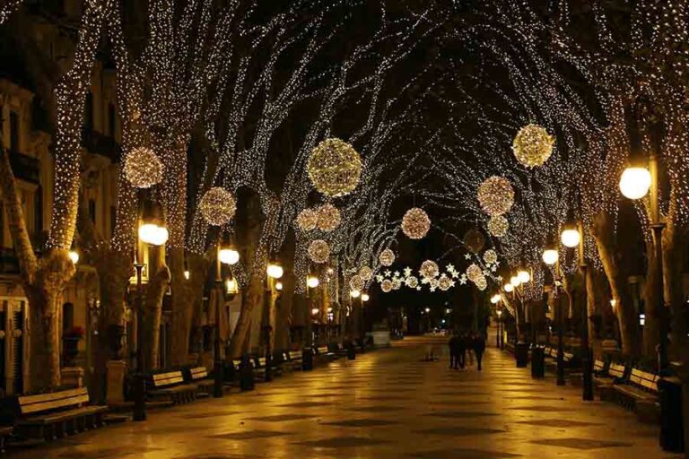 The Christmas lights ignition in Palma