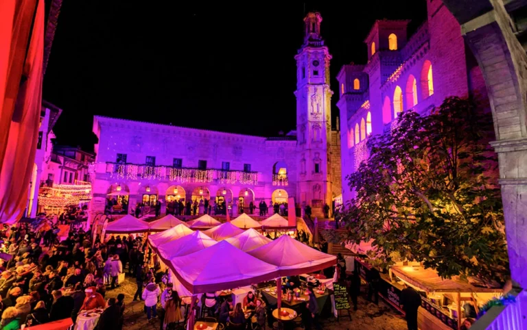 Mercado de Navidad en el Pueblo Español