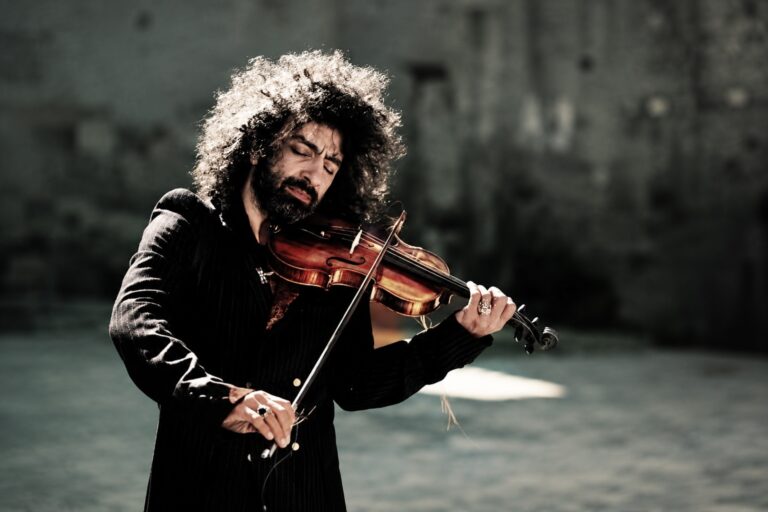 Festival de música en Port Adriano. El violinista Ara Malikian «Intruso»